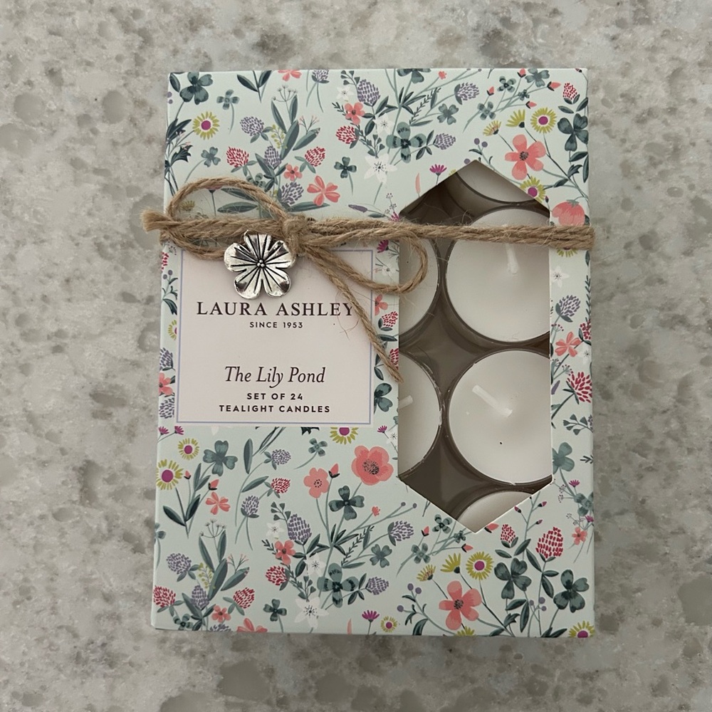 “New” Laura Ashley Floral Gift Box Tealight Candle Set - The Lily Pond-set of 24